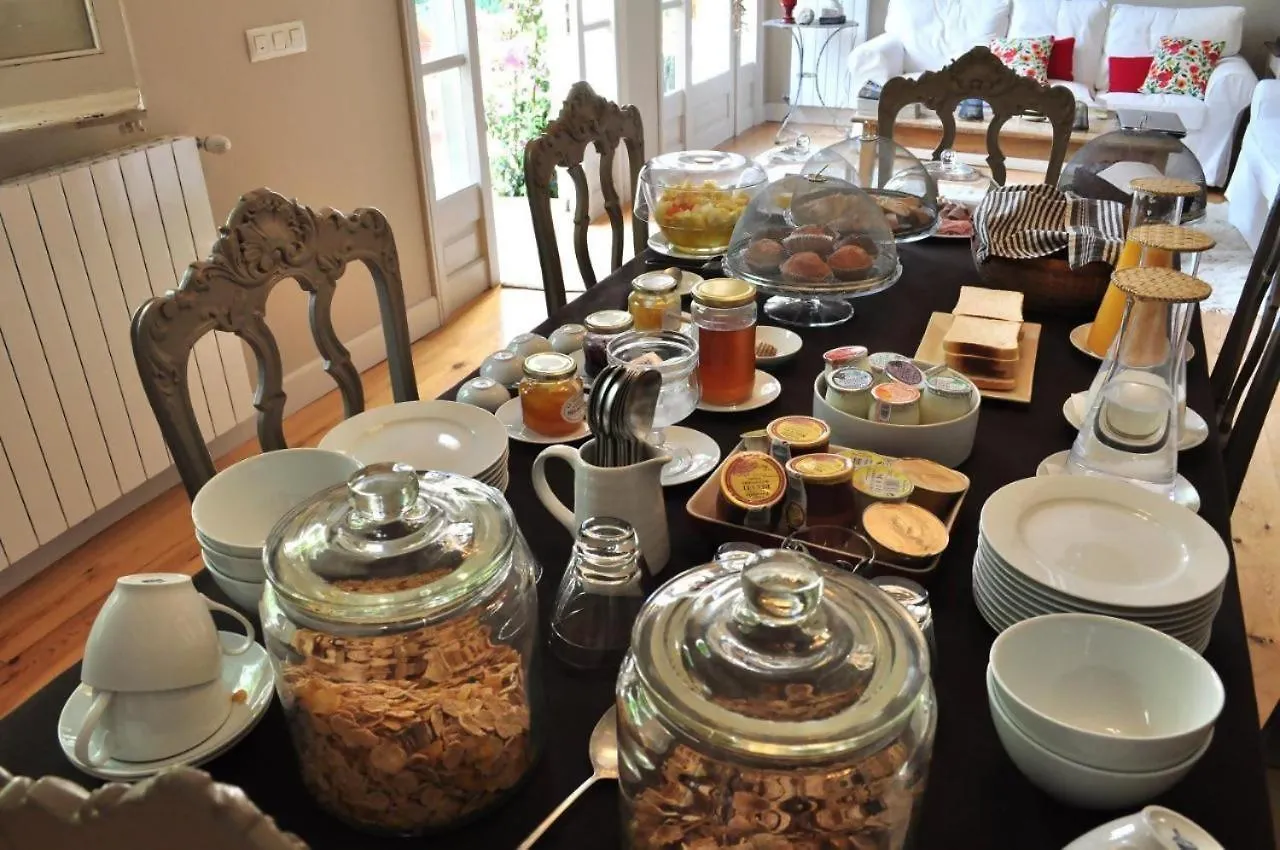 L'Hort De Sant Cebria Bed & Breakfast Torroella de Fluvia 4*,  Spain