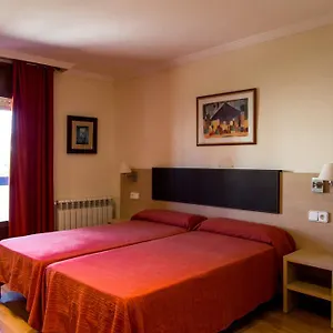 2* Pensión Casa Manolo